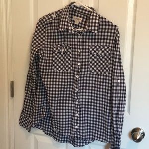 Long sleeve button up shirt
